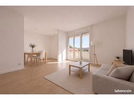 appartement 3 pièces 77 m²