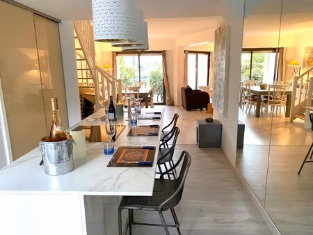 maison de luxe à vendre à port grimaud