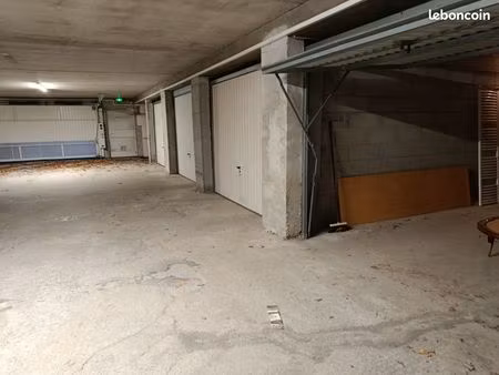 loue garage double