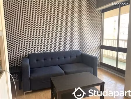 chambre 1 pièce 23 m²