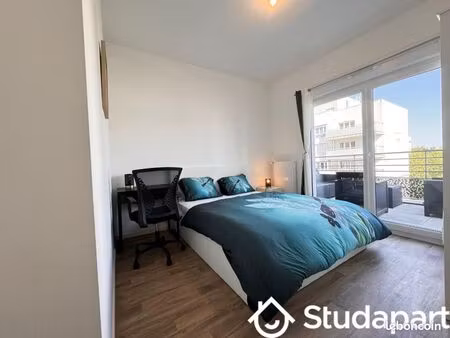 chambre 1 pièce 11 m²