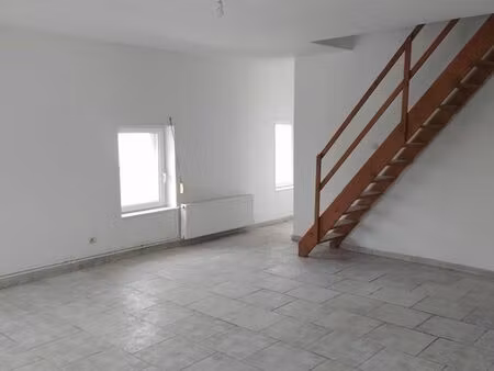 appartement t3 - refait à neuf