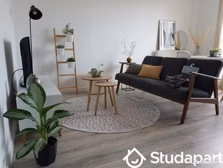 chambre 1 pièce 10 m²