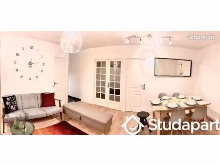 chambre 1 pièce 11 m²
