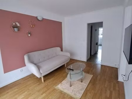 chambre 1 pièce 11 m²