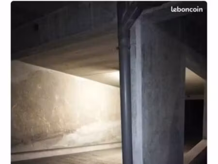 garage boxe en sous sol immeuble sécurisé proche gare