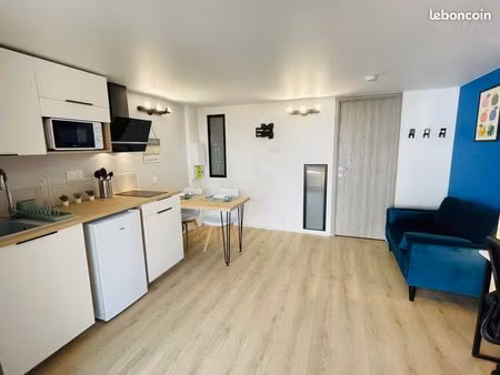 f1 bis meublé neuf - centre-ville de clermont-ferrand avec climatisation et chambre séparé