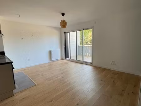 appartement t2 avec terrasse