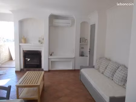 particulier loue petite maison individuelle  eau et electricité à la charge du locataire