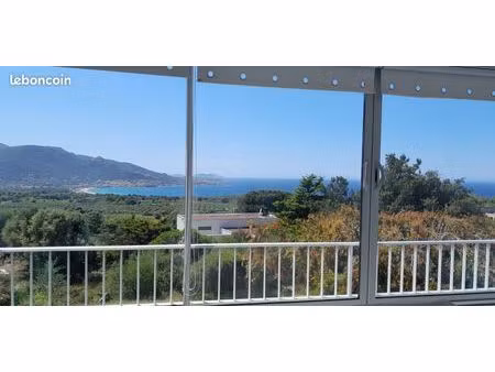 f2 61 m2 vue mer exceptionnelle situé à 5 mns des plages