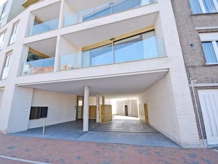garage à louer à knokke € 2.400 (lns0f) - immo van de walle | zimmo