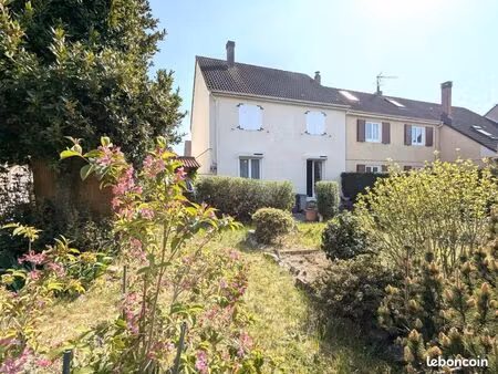 maison 4 pièces 99 m²