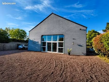maison familiale 192m2-proche st lo-6 chambres