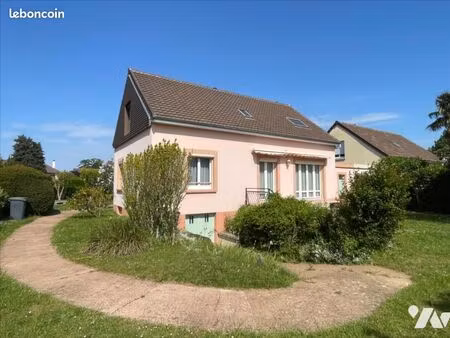 maison 6 pièces 117 m²