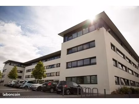 bureau 175 m²
