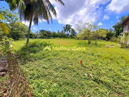 terrain 1 065 m² sainte anne