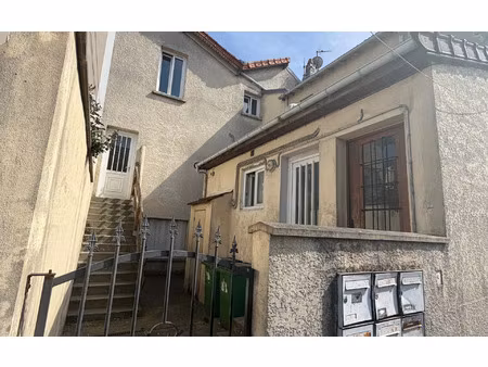 location appartement  m² t-1 à clichy-sous-bois  760 €
