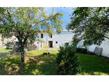 maison bouhet m² t-4 à vendre  169 600 €