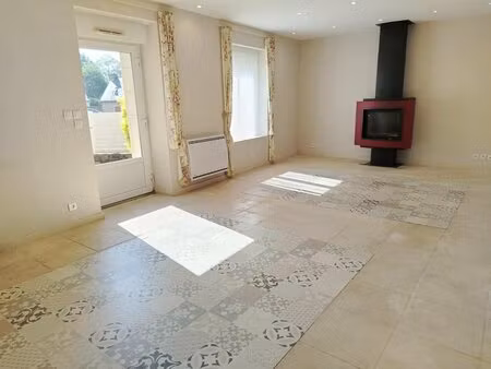 maison de 7 pièces de 192 m² à plumergat