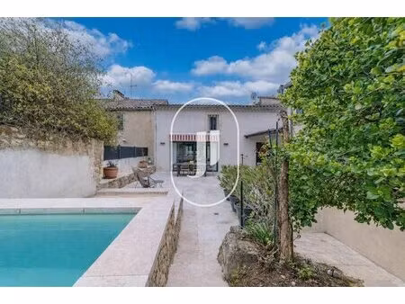 maison de ville d’exception avec piscine et maison d’amis au cœur d’uzès