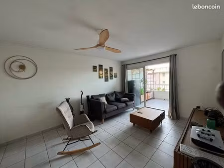 superbe t3 récent situé à acajou le lamentin