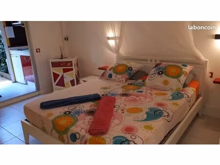 studio rénové avec excellent rendement locatif à 500 m de la plage de la pointe marin