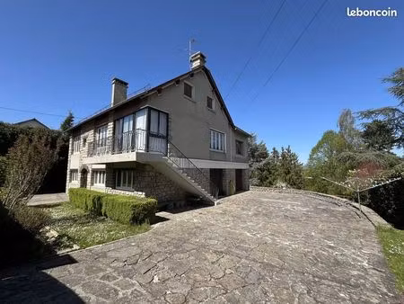 maison 8 pièces 189 m²