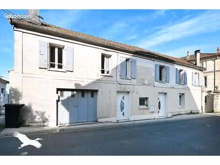 immeuble 169 m² la couronne