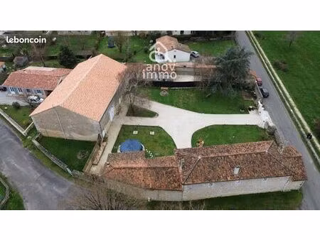 ferme 9 pièces 271 m²