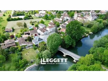 maison 15 pièces 345 m²