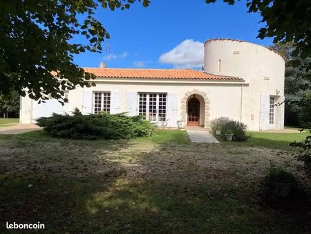maison 8 pièces 170 m²