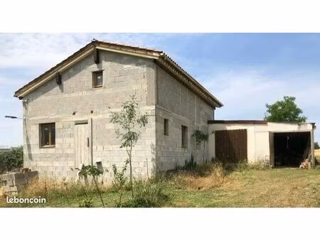 maison hqe (haute qualité énergétique) mais à terminer