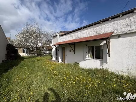 terrain 69 m² fouras