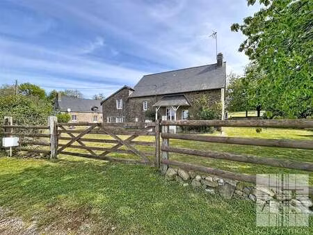 vente maison à lassay-les-châteaux (53110) : à vendre / 144m² lassay-les-châteaux