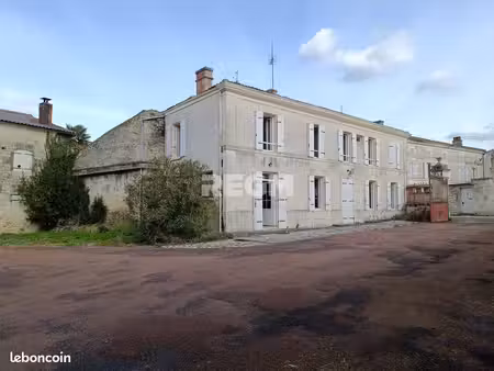 maison 6 pièces 120 m²