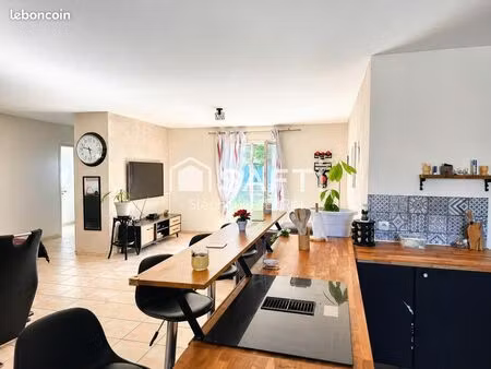 maison 7 pièces 161 m²