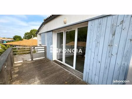 appartement t3 avec balcon et stationnement dolus centre