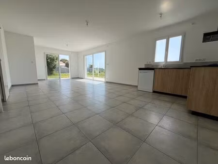 pavillon 4 pièces 84 m²