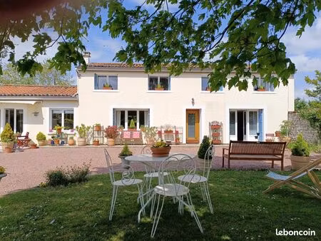 maison 8 pièces 170 m²