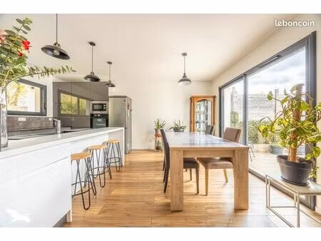 maison 5 pièces 135 m²