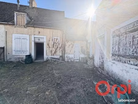 maison 2 pièces 77 m²