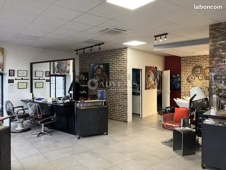 local commercial 72 m²