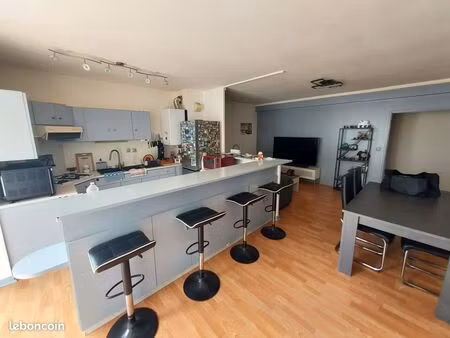 appartement 4 pièces 80 m²