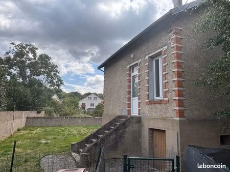maisonnette/studio meublé 25m2 avec terrain