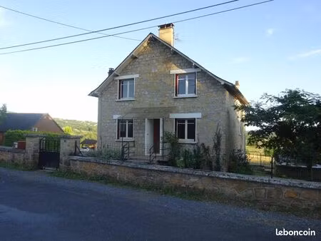 maison 6 pièces 104 m²