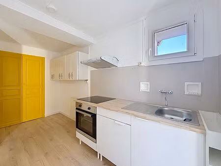 le boulou  appartement t2 rénové  terrasse  cour privative et cave