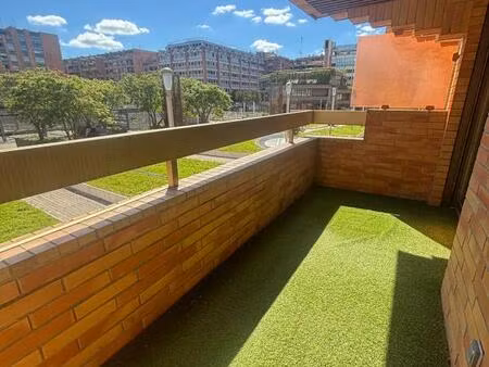 toulouse saint-georges – grand t2 avec terrasse sud-ouest  ascenseur  cave