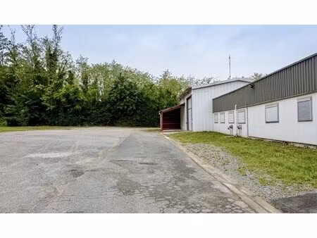 entrepôt bureaux+ dépôt