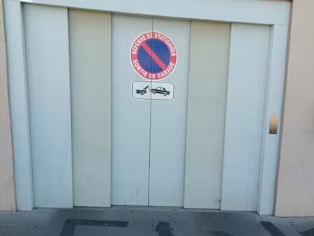parking ss sol lyon 7