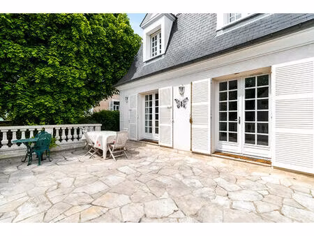 vente maison 7 pièces  170.76m²  chatou